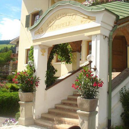 Piccolohotel Tempele Garni San Candido Exterior photo